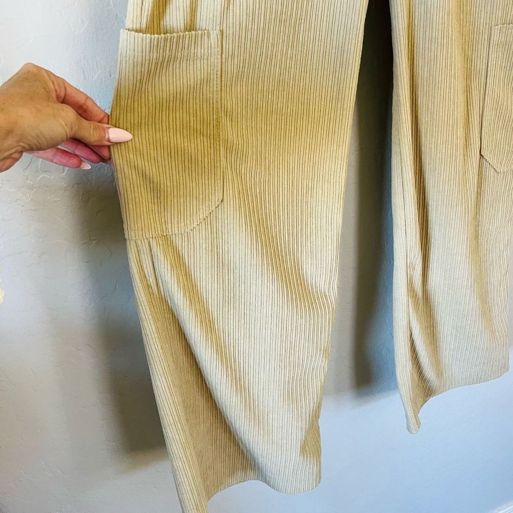 Wild Fable Tan wide leg Corduroy cargo side pocket pants size xxs see measuremen - Picture 2 of 9